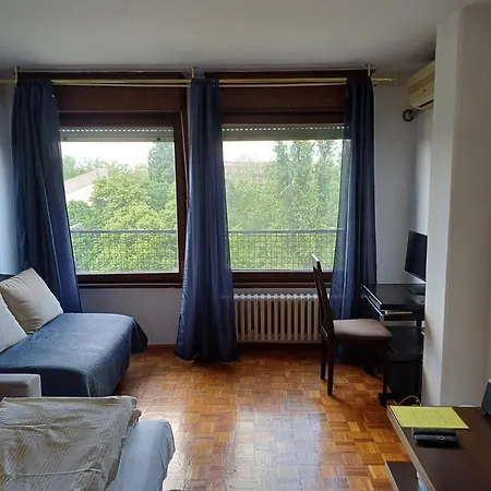Student City, Wifi 300mbs Apartament Belgrad