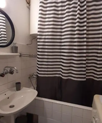 Student City, Wifi 300mbs * 베오그라드